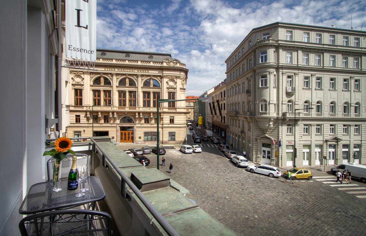 Essence-General-view-1