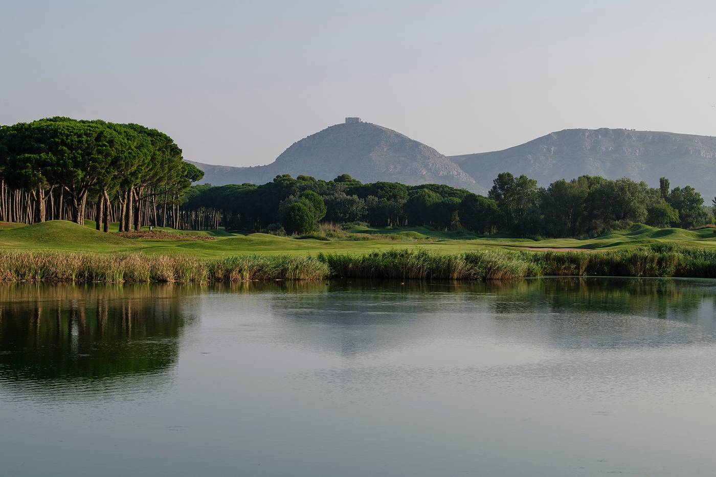 Double-Tree-by-Hilton-Hotel-Emporda-Sports-and-Entertainment-38