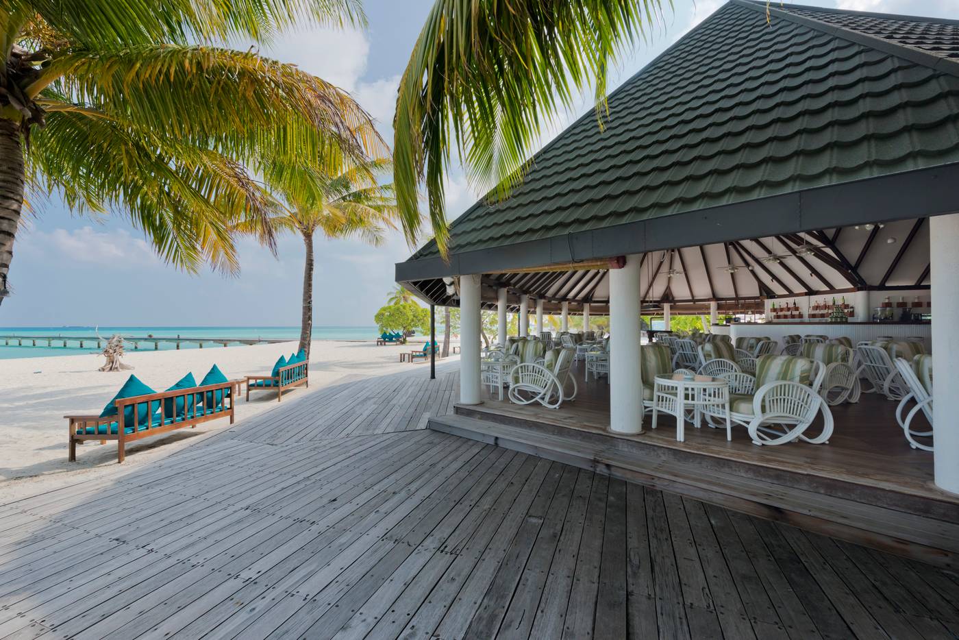 Holiday Island Resort & Spa