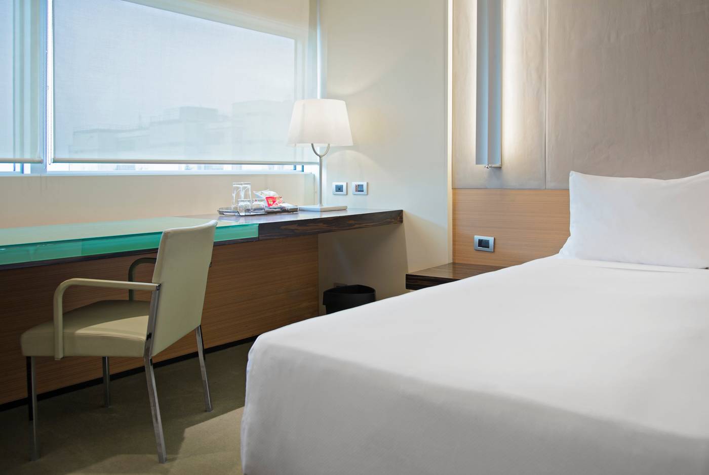 NH-Venezia-Laguna-Palace-Room-34