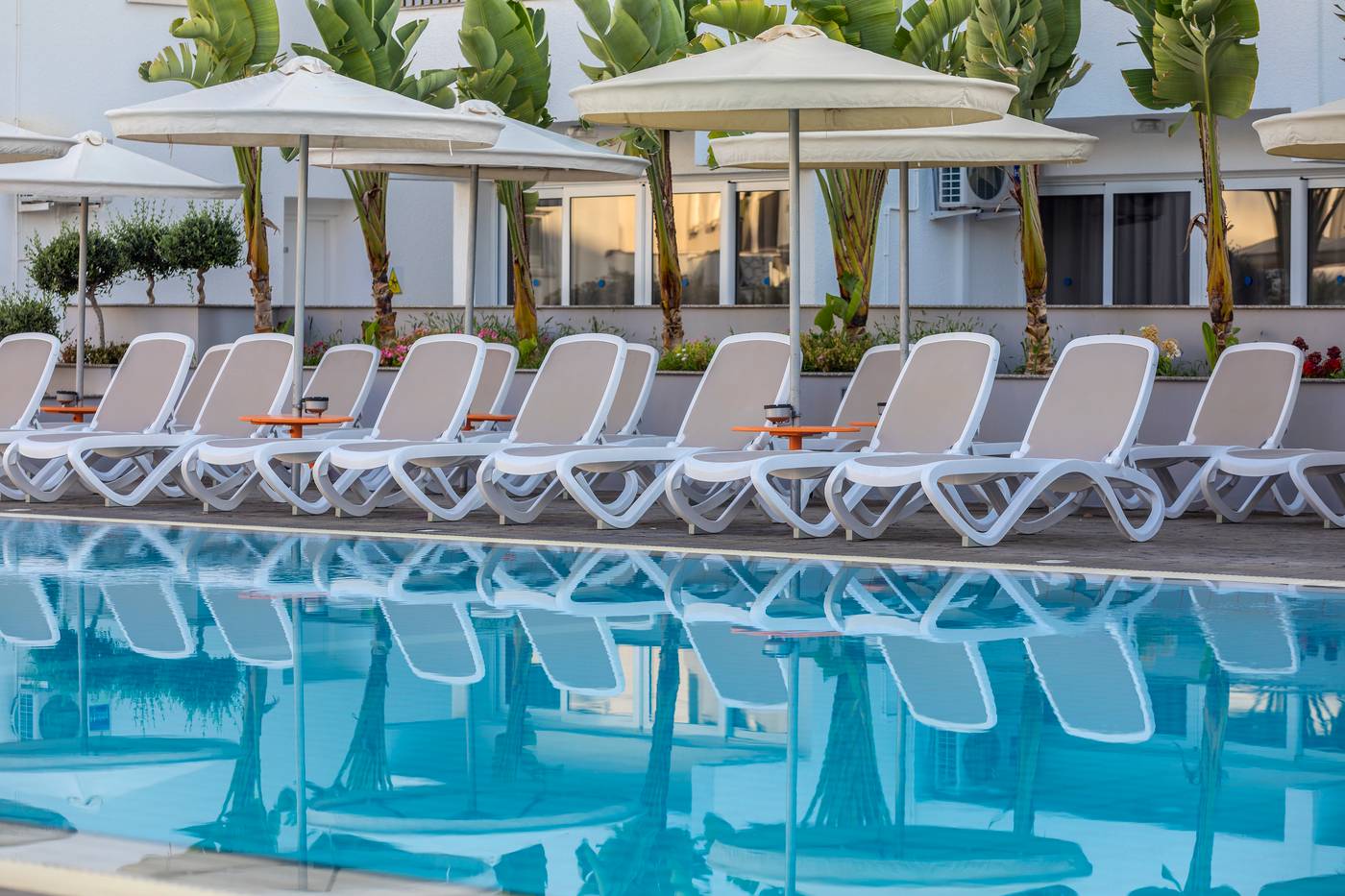 Christabelle-Hotel-Apartments-Pool-13