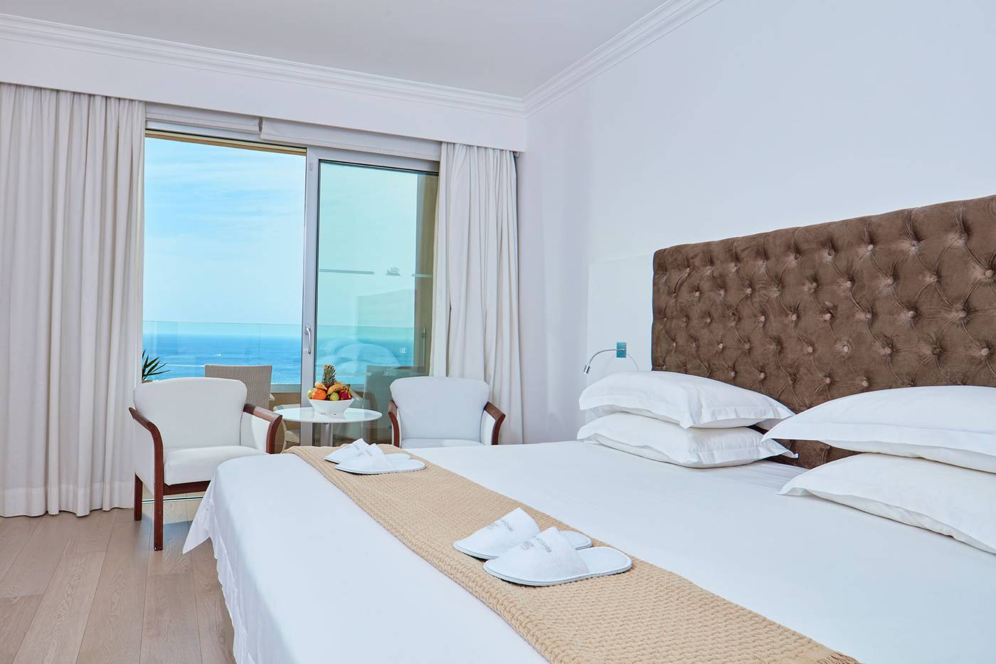 Grecian-Park-Hotel-Room-25