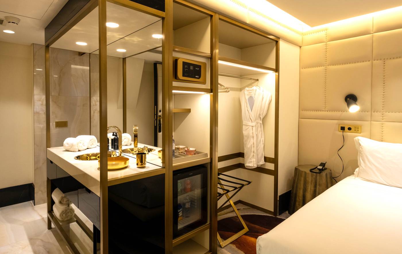 Madalena-By-the-Beautique-Hotels-Room-32