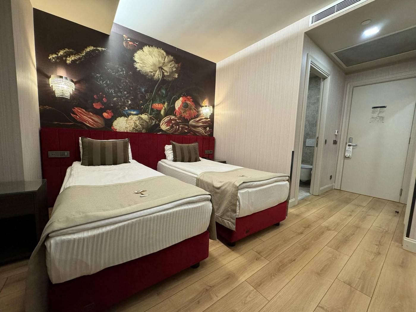 The-Beyaz-Saray-Hotel-Room-37