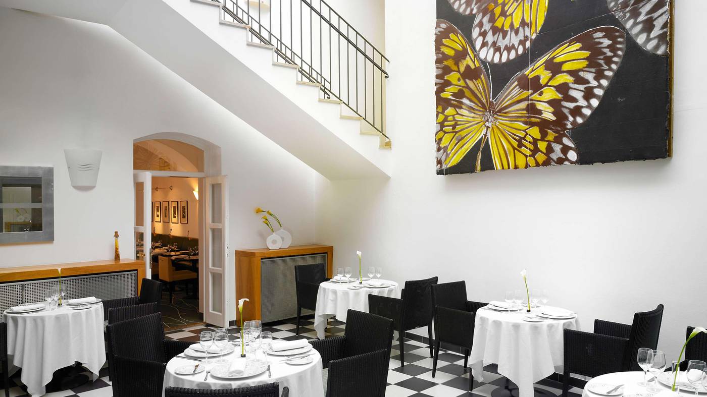 art-otel-Budapest-powered-by-Radisson-Hotels-Restaurant-4