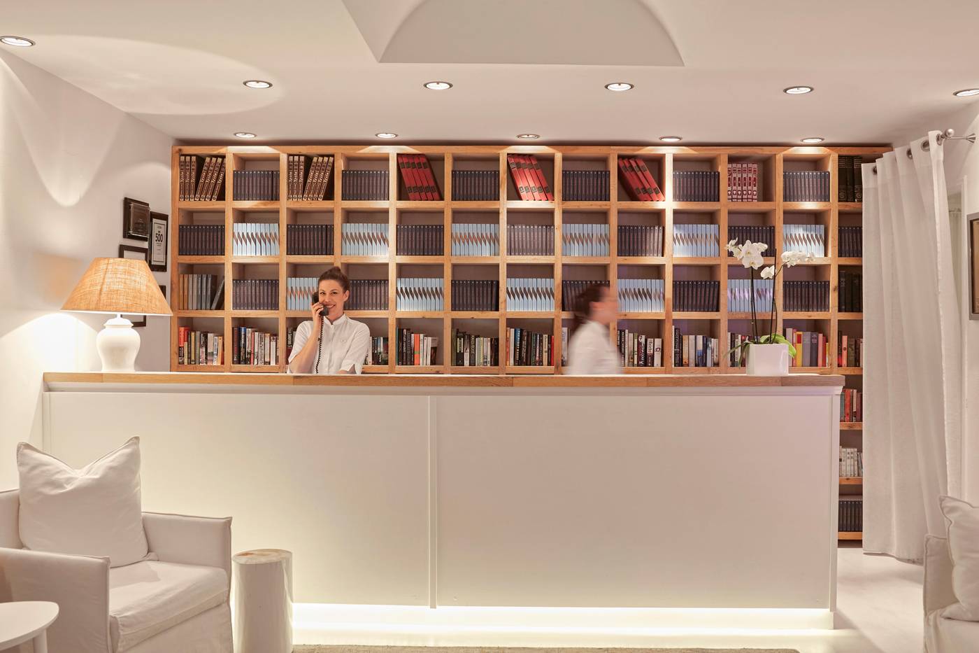 Katikies---Adults-Only--13---Lobby-36