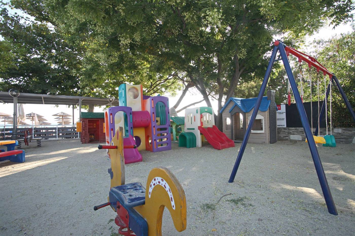 Naias-Beach-Hotel-Sports-and-Entertainment-44