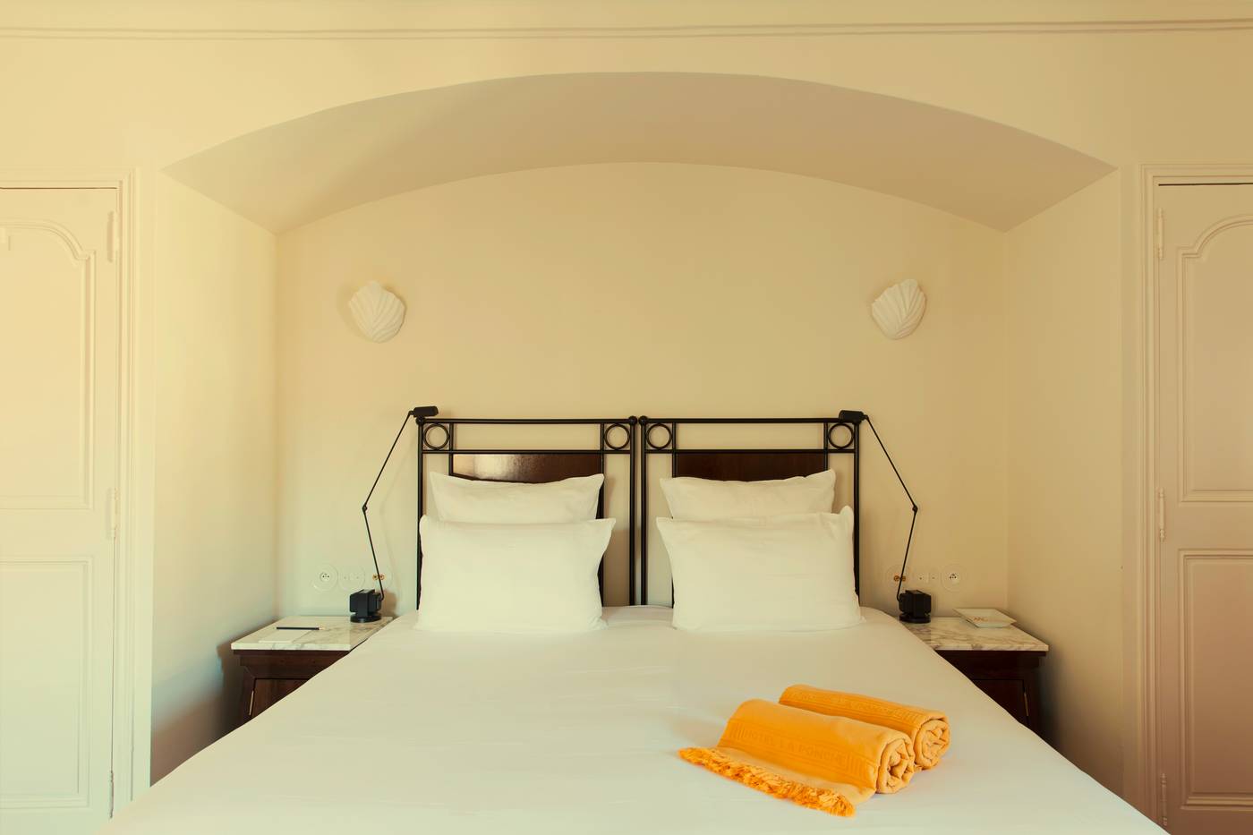 Hotel-La-Ponche-Room-19