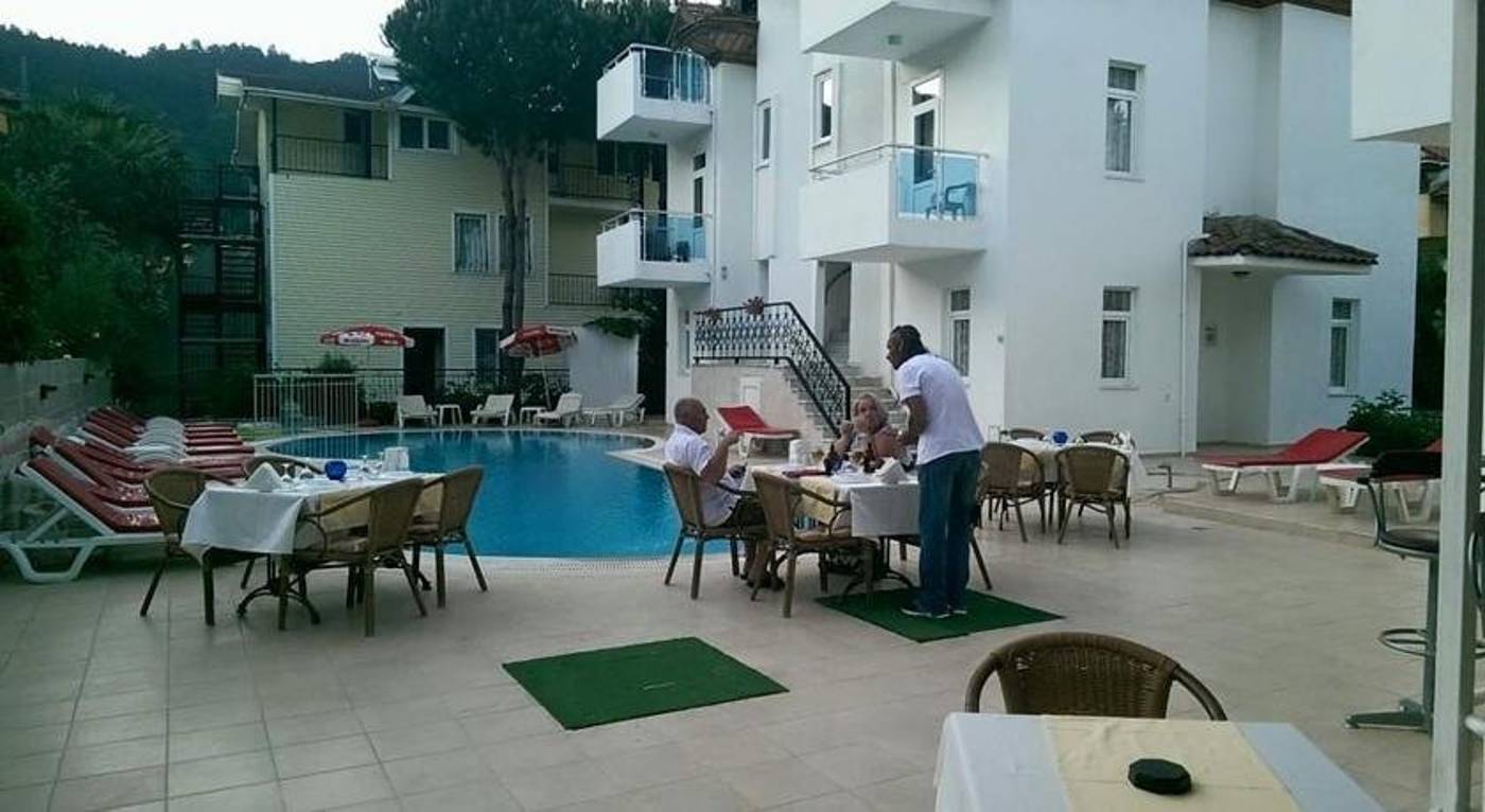 Tolan-Apartments-Restaurant-25