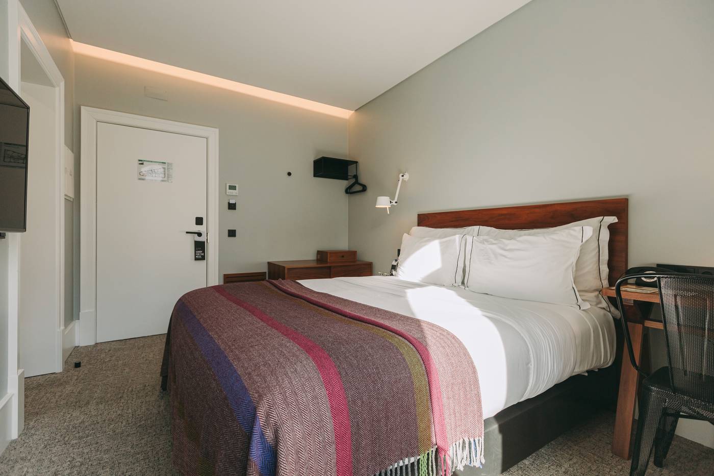 1908-Lisboa-Hotel-Room-3