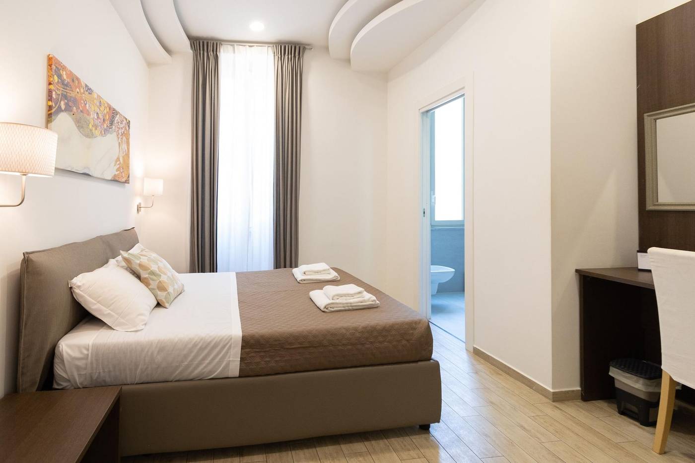 Maison-Maneli-Luxury-B-B-Room-10