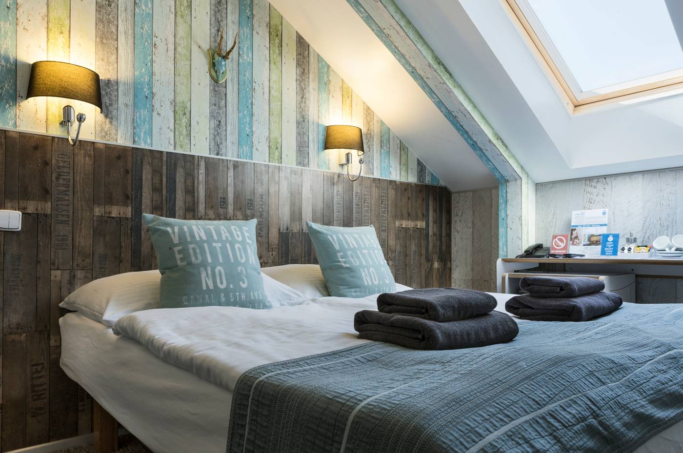 Royal-Court-Hotel-Room-14