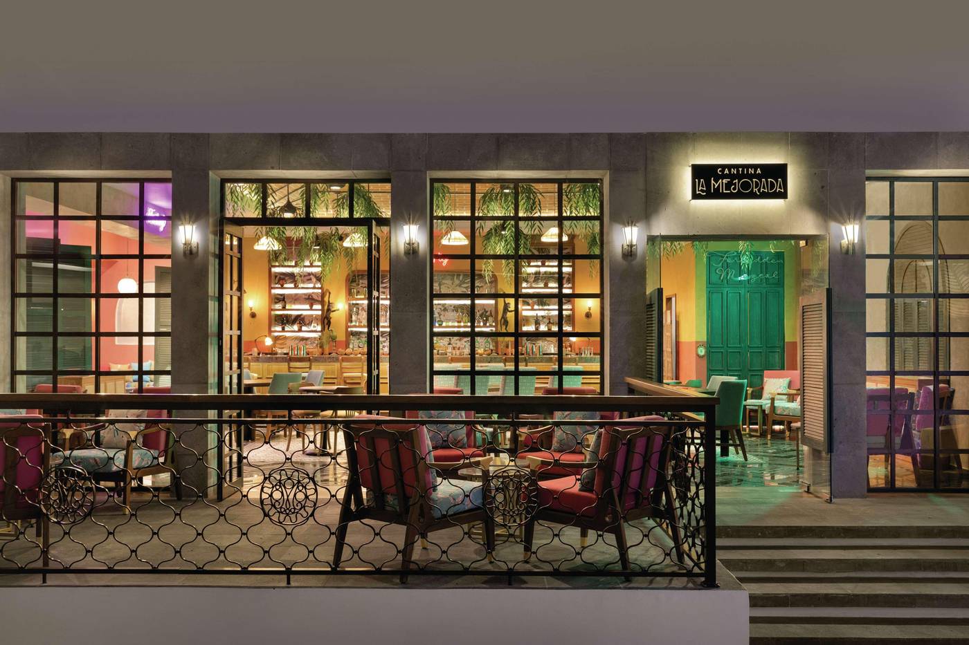 Hilton-Playa-del-Carmen-All-inclusive--The-Royal--Restaurant-60