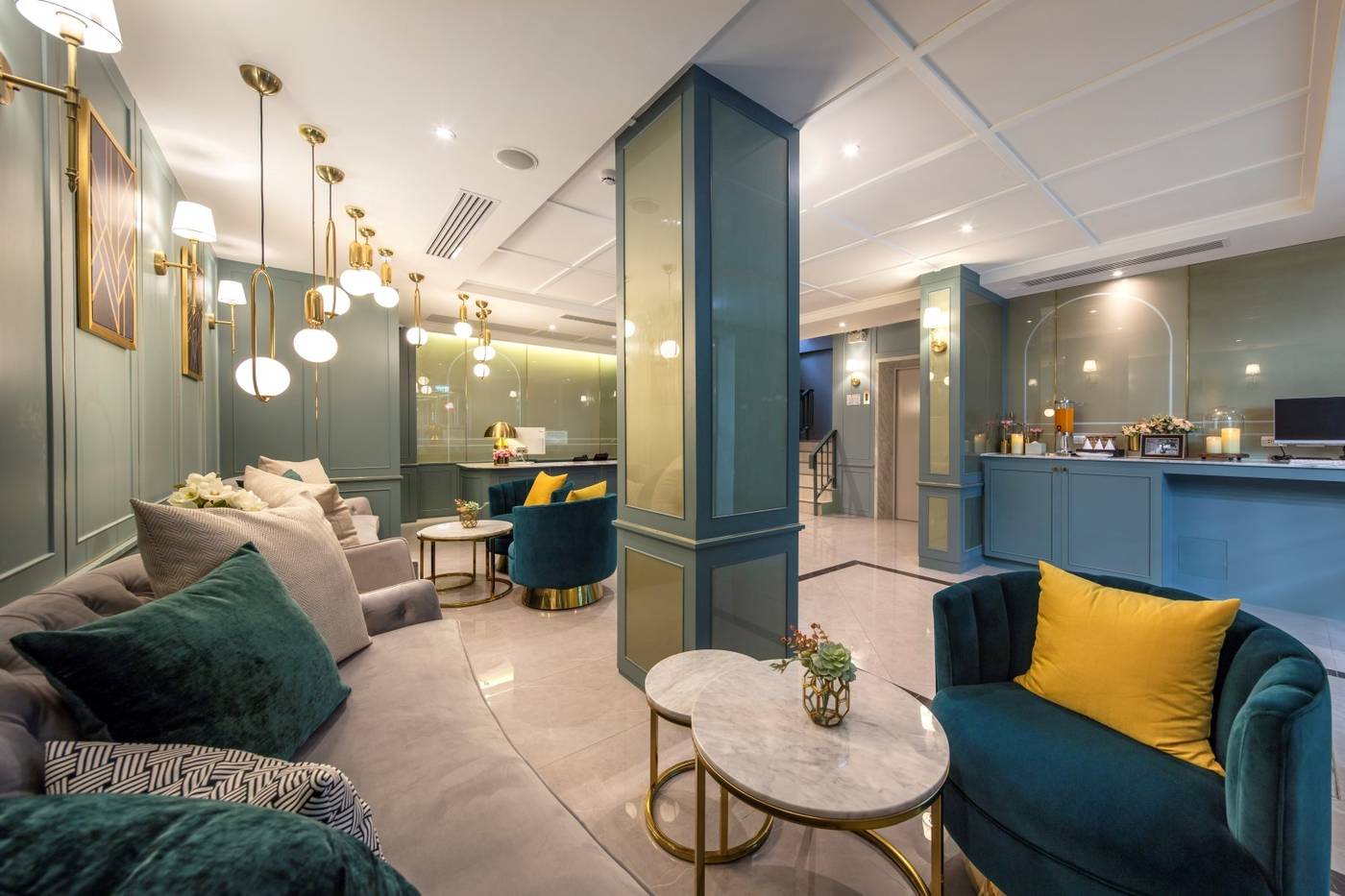 The-Mulberry-Bangkok-Hotel-Khaosan-Road-Lobby-1