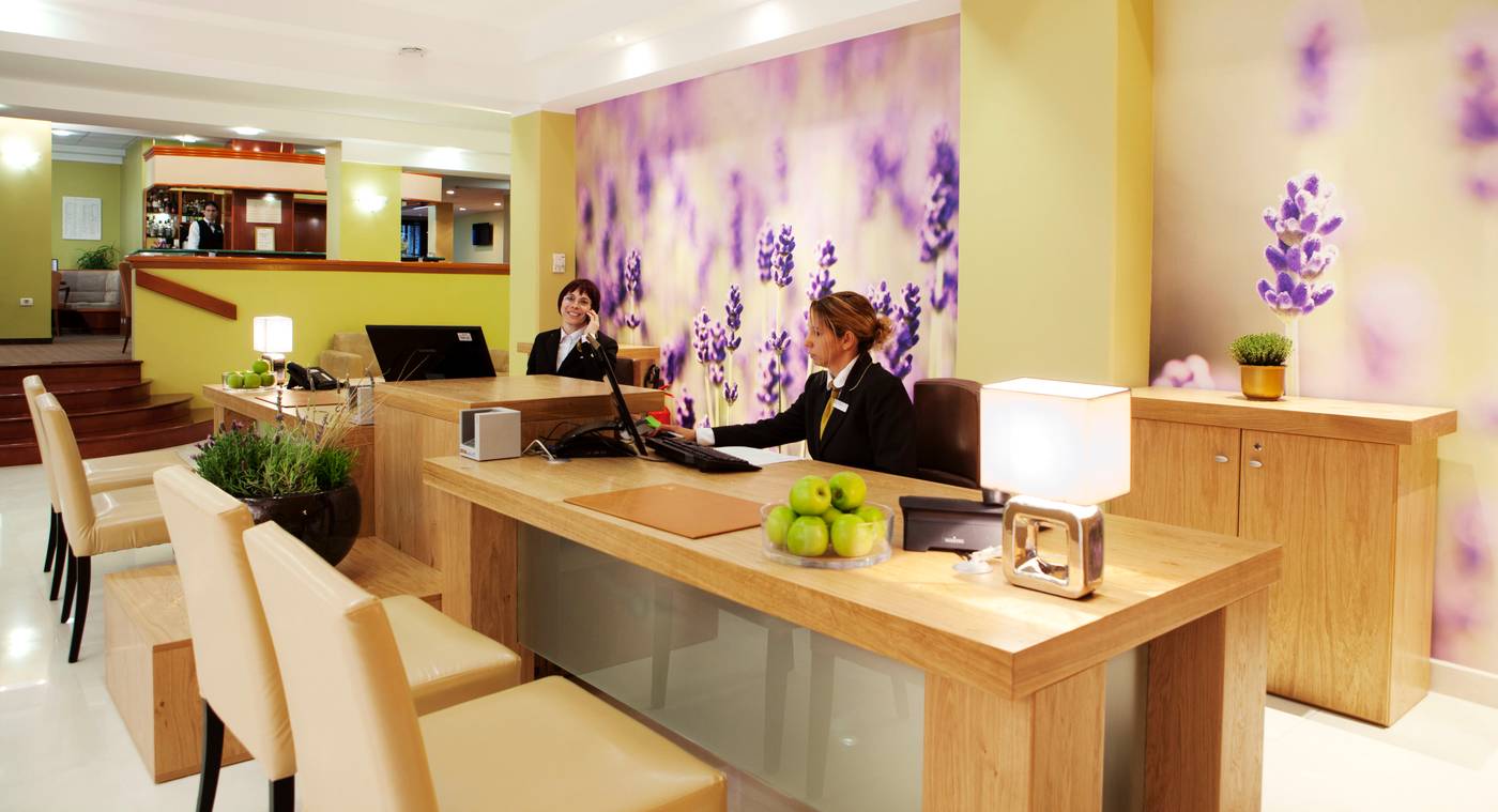 Hotel Neptun-Slovenia-PORTOROZ-Lobby-8