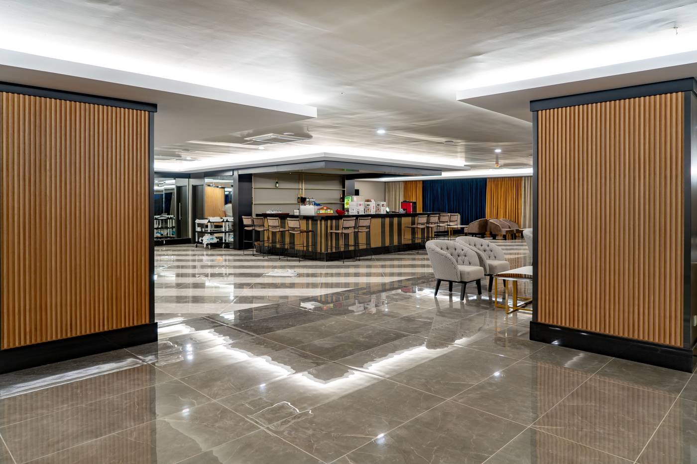 Aska-Costa-Holiday-Club-Lobby-44