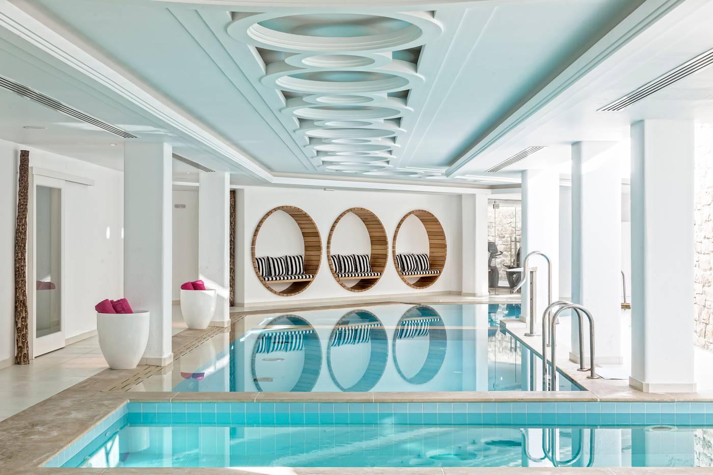 Myconian-Villa-Collection-Sports-and-Entertainment-80