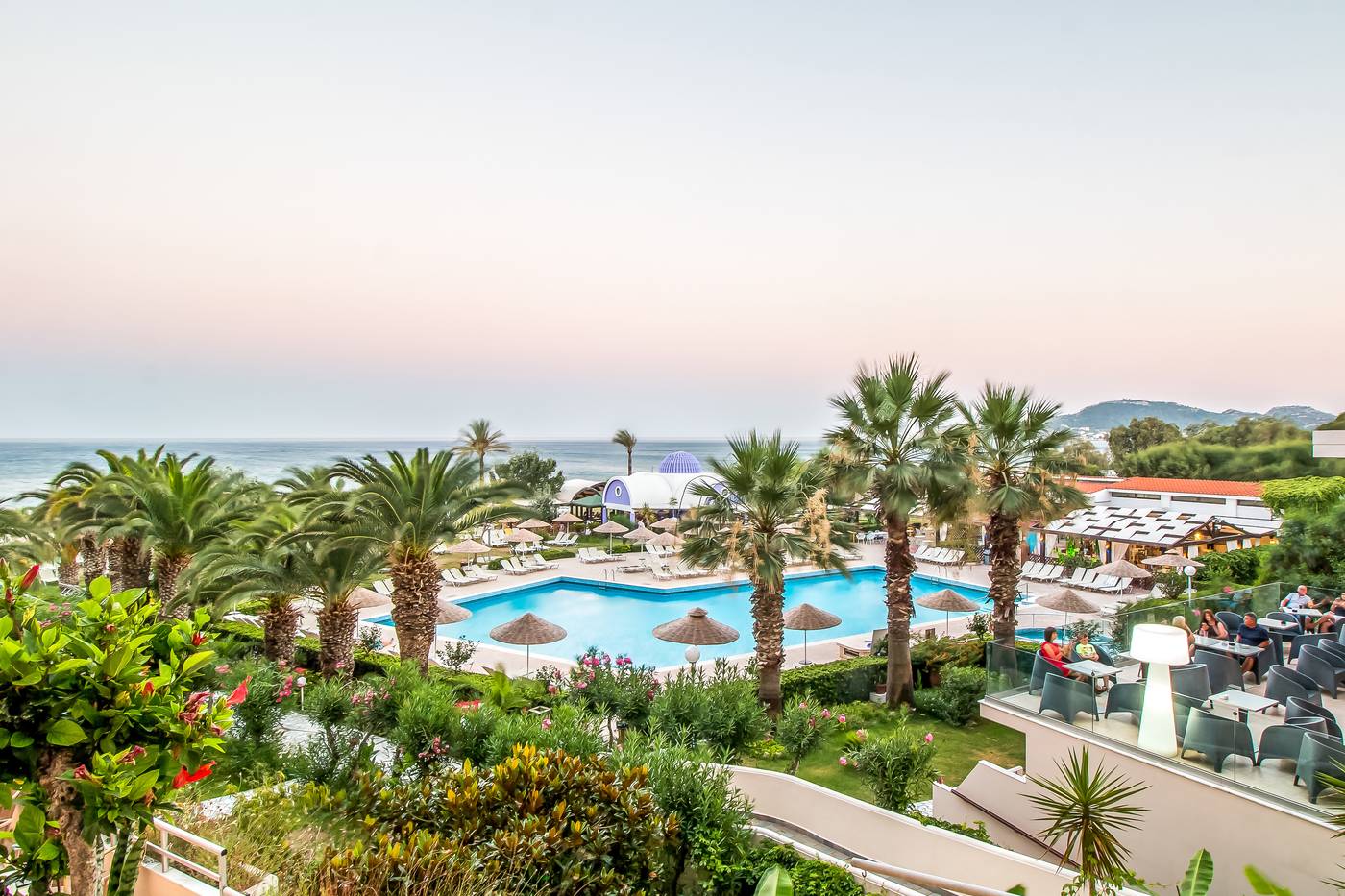 Pegasos-Hotel-Pool-2
