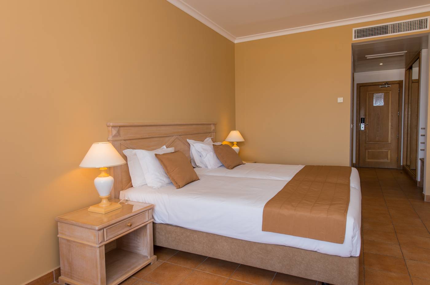 Vila-Baleira-Porto-Santo-Room-15
