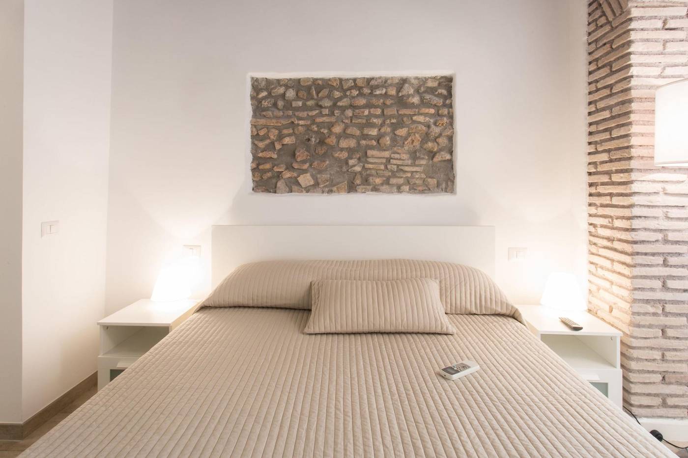 Domenichino-Luxury-Home-Room-41