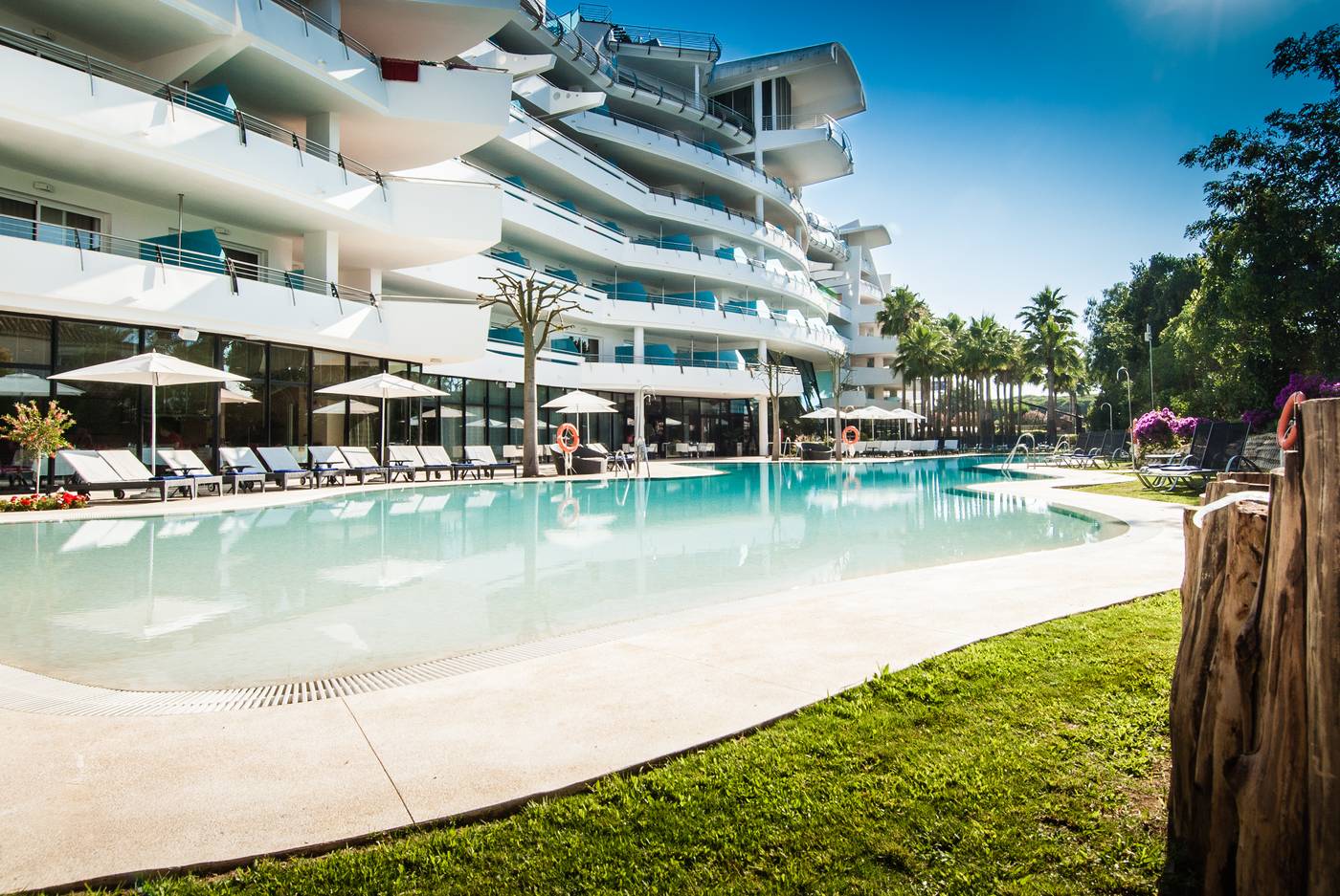 Senator-Banus---Adults-Recommended-Pool-2