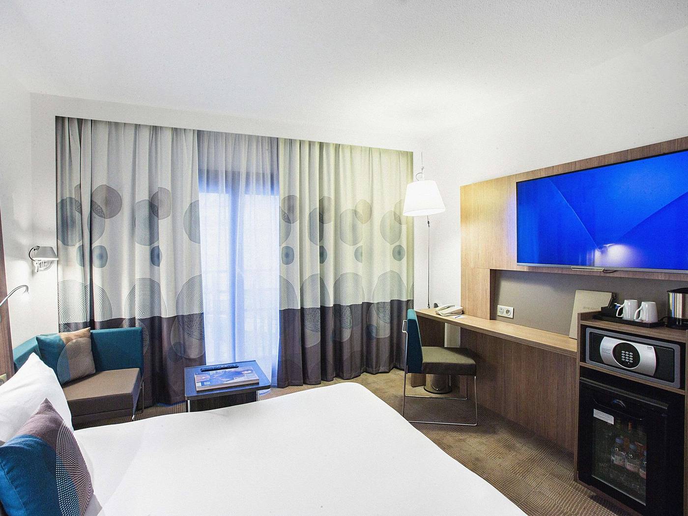 Novotel-Paris-Les-Halles-Room-25