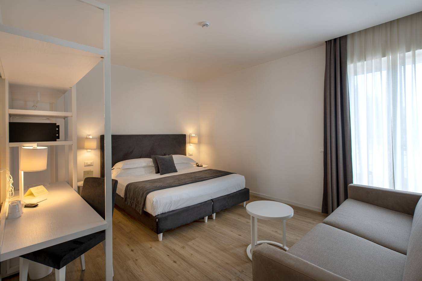 Hotel-Isabella-Sorrento-Room-17