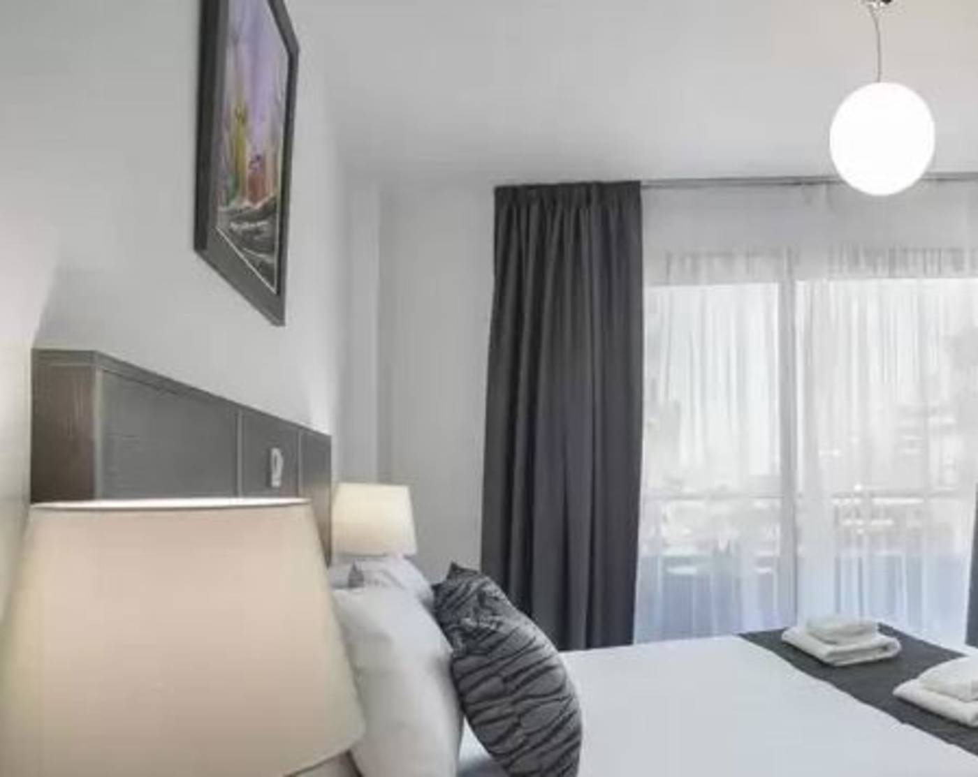 Blazer-Residence-Room-26