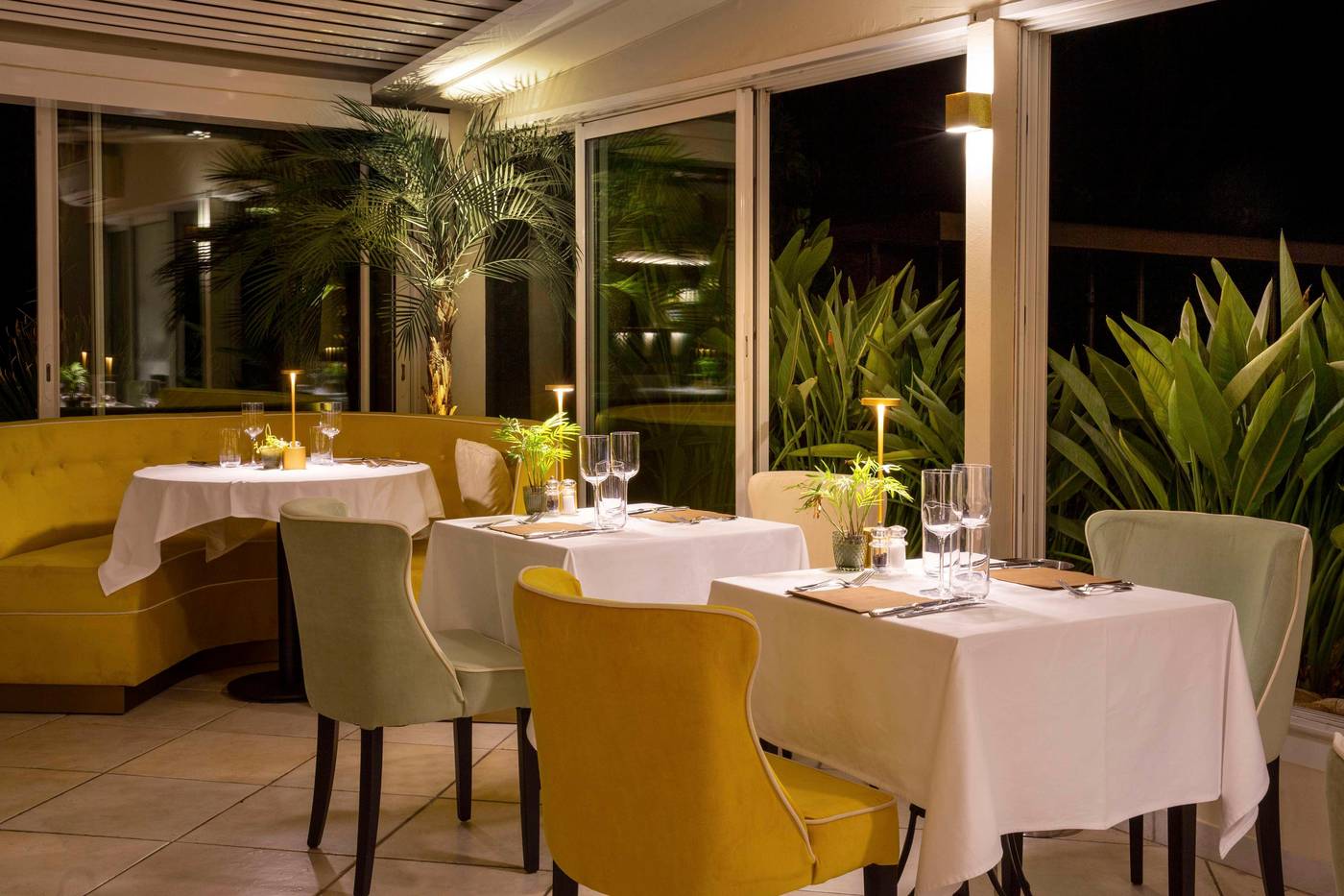 Best-Western-Premier-Montfleuri-Restaurant-64