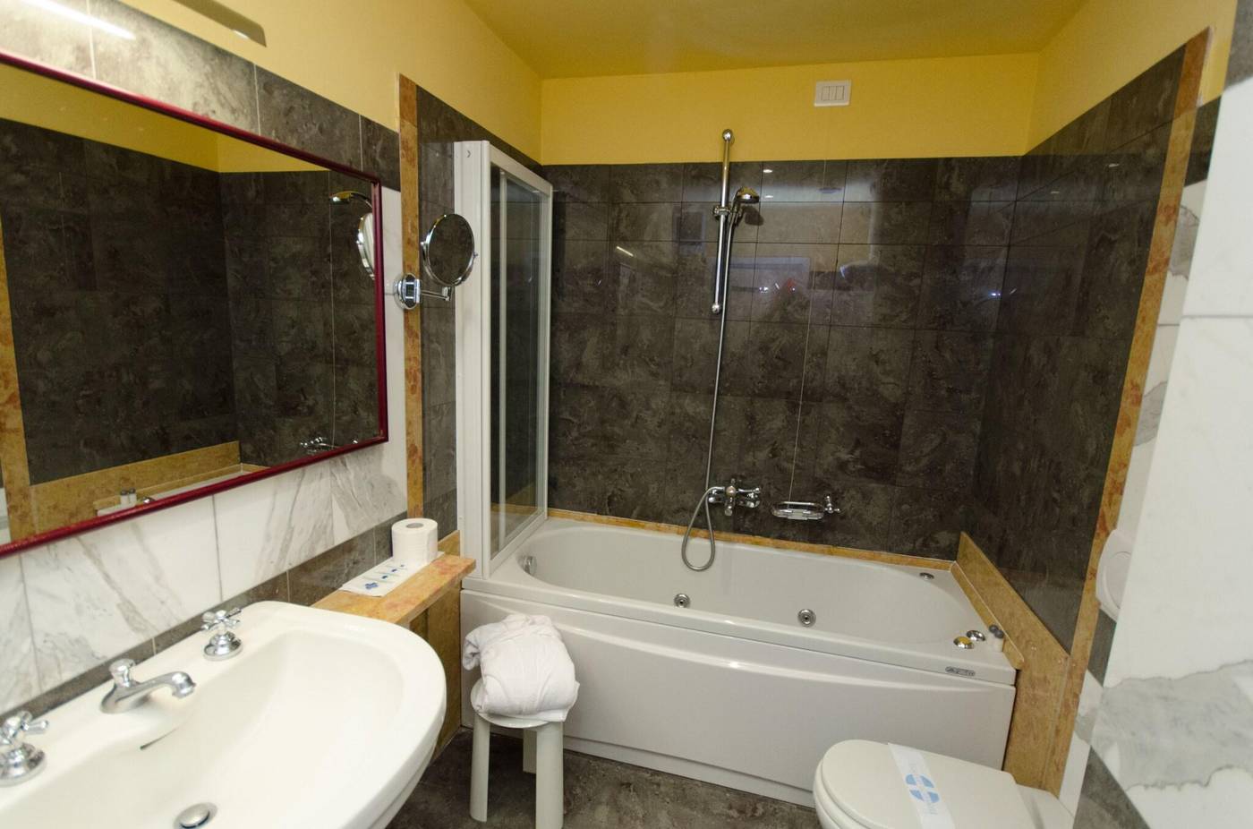 Grand-Hotel-Tamerici---Principe-Room-18