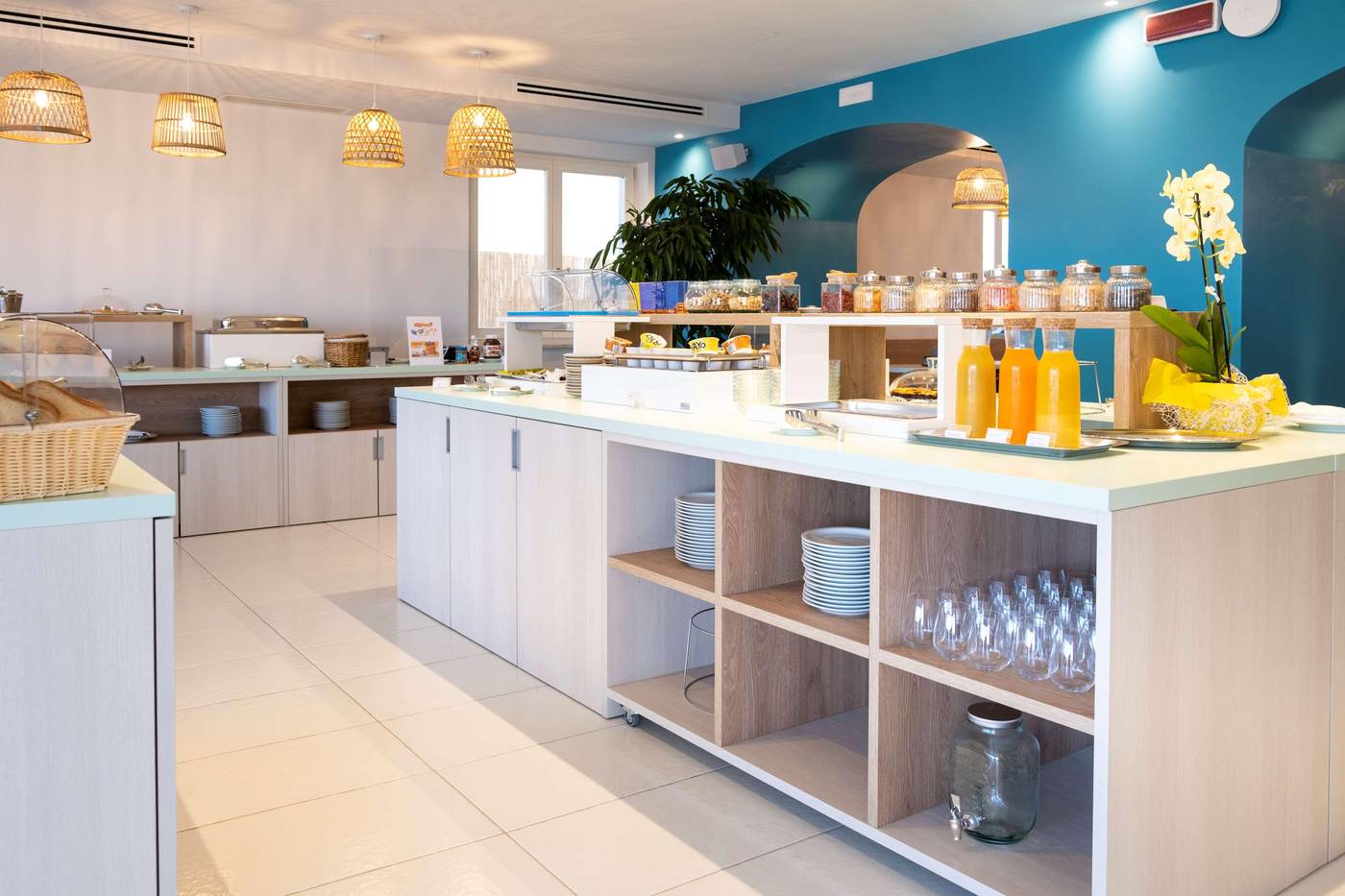 Best-Western-Hotel-Blumarea-Restaurant-36