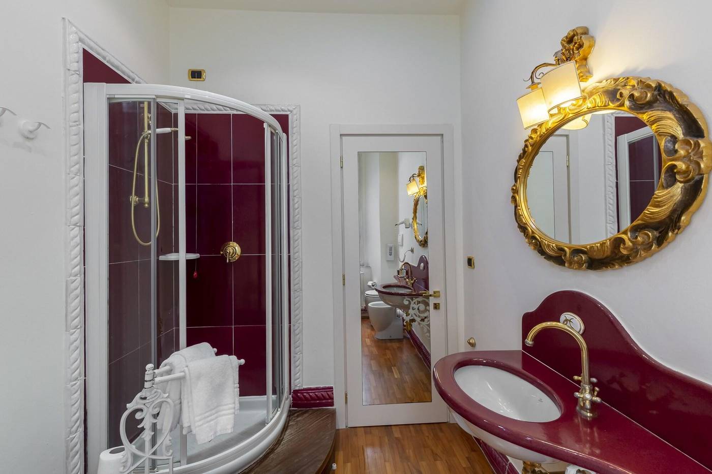 Columbia-Charming-Spa-Room-69