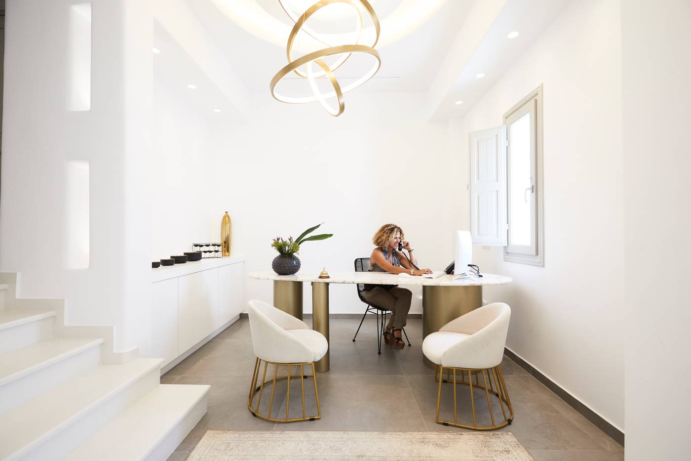 Phos-The-Boutique-Luxury-Hotel---Villas-Lobby-40