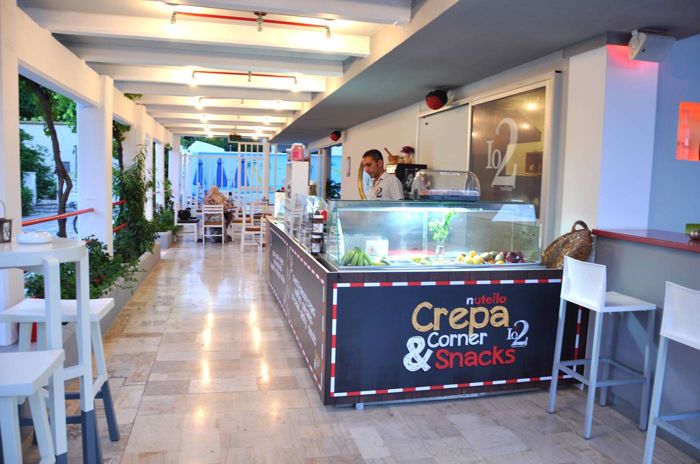 Zephyros-Restaurant-11