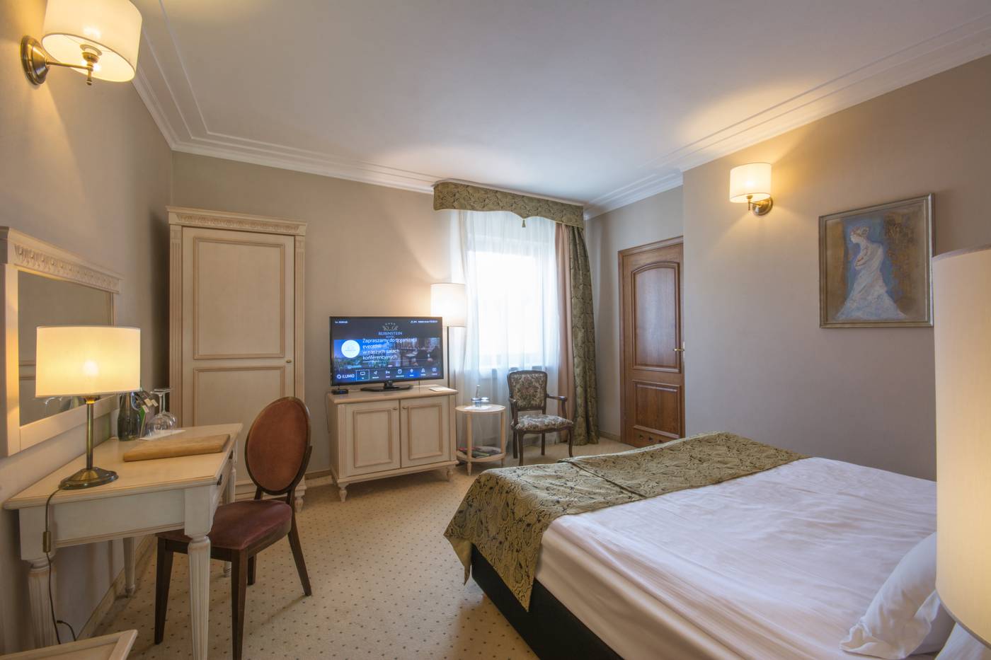 Hotel-Rubinstein-Room-15
