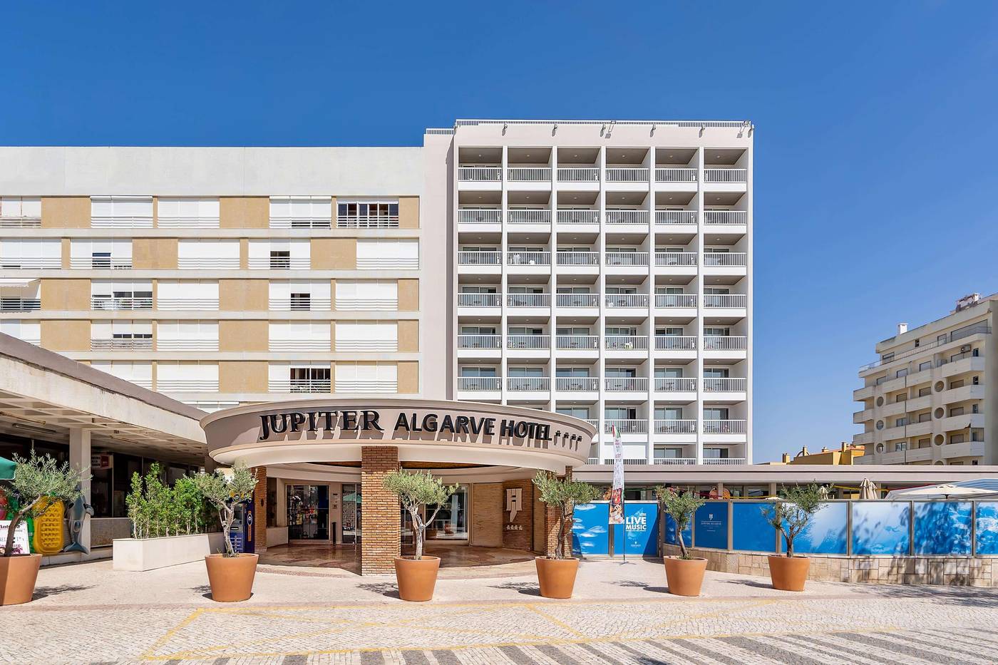 Jupiter-Algarve-Hotel---Beach---Spa-General-view-8