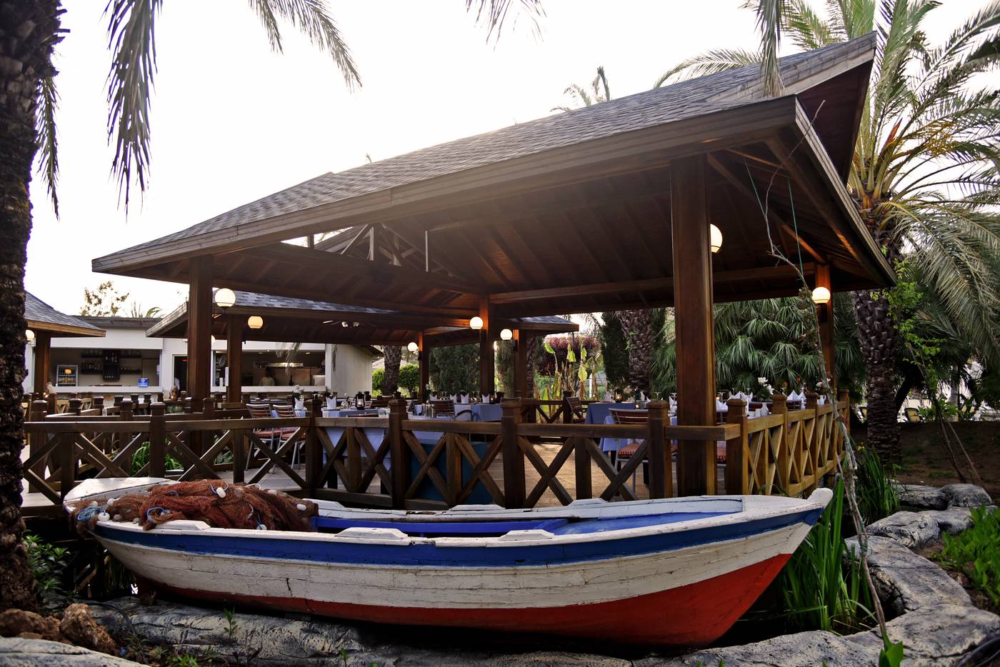 Royal-Wings-Hotel-Restaurant-11