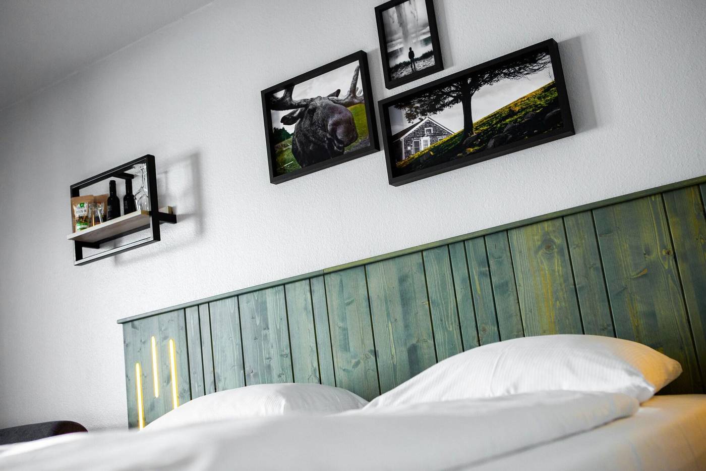 Lindemann-Hotel-Fjord-Room-6