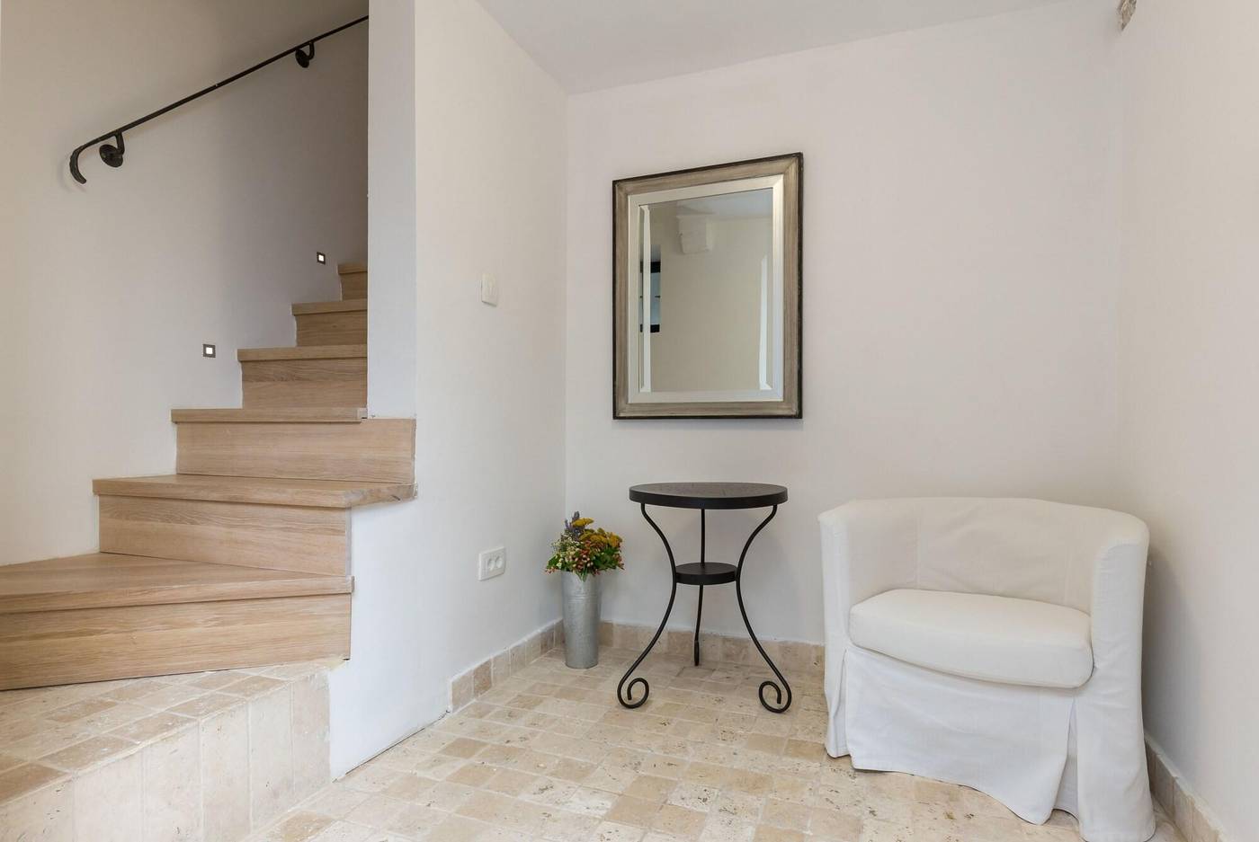 Dubrovnik-Sweet-House-Lobby-17