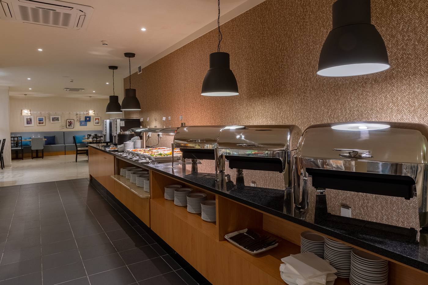 Solaqua-Apartments-Restaurant-37