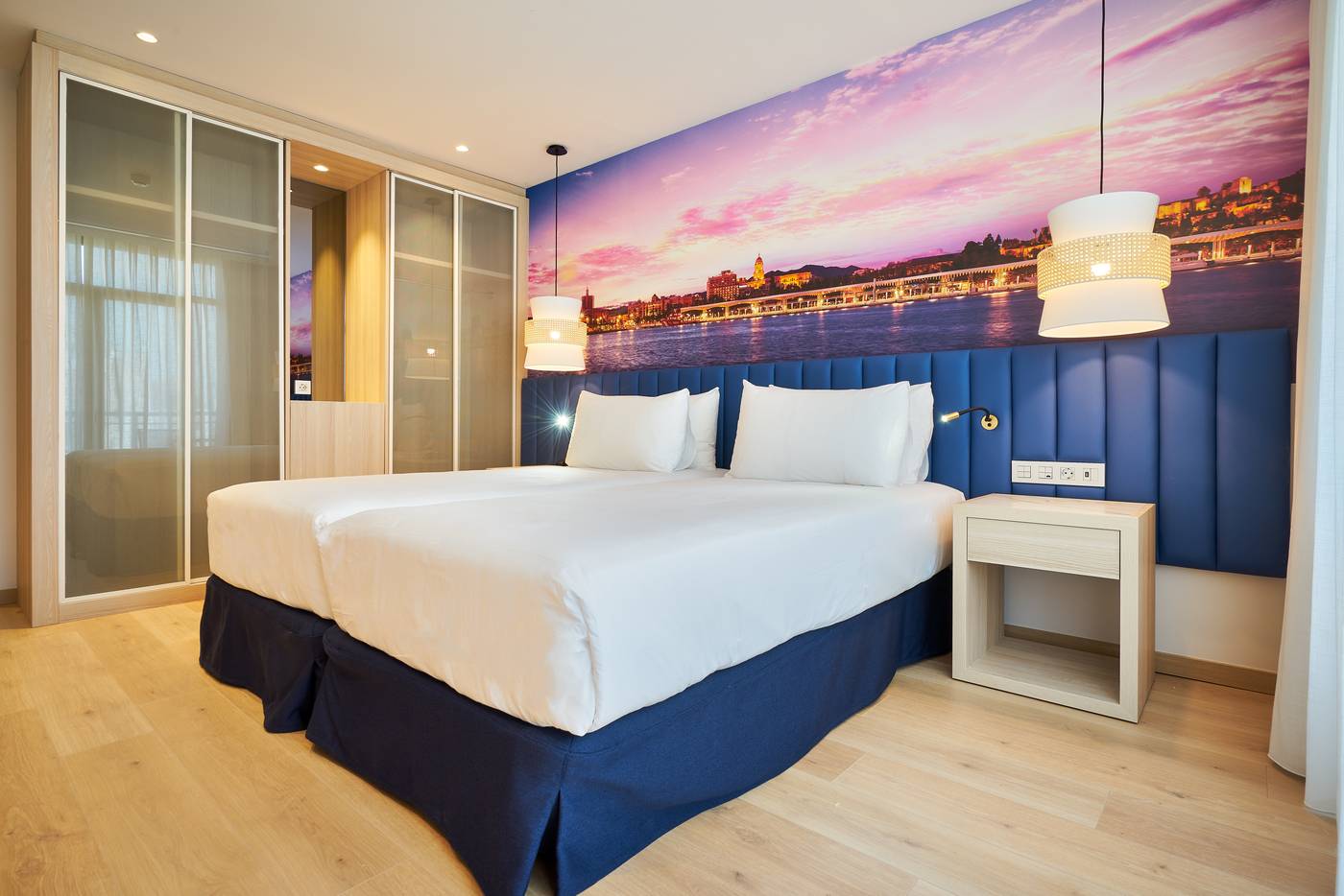 Eurostars-Astoria-Room-10