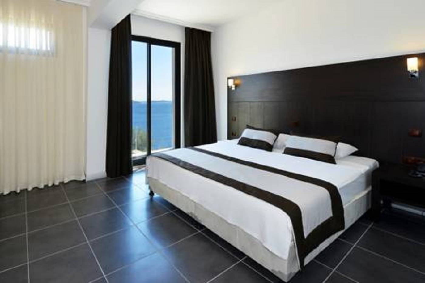 Kalamar-Hotel-Room-32