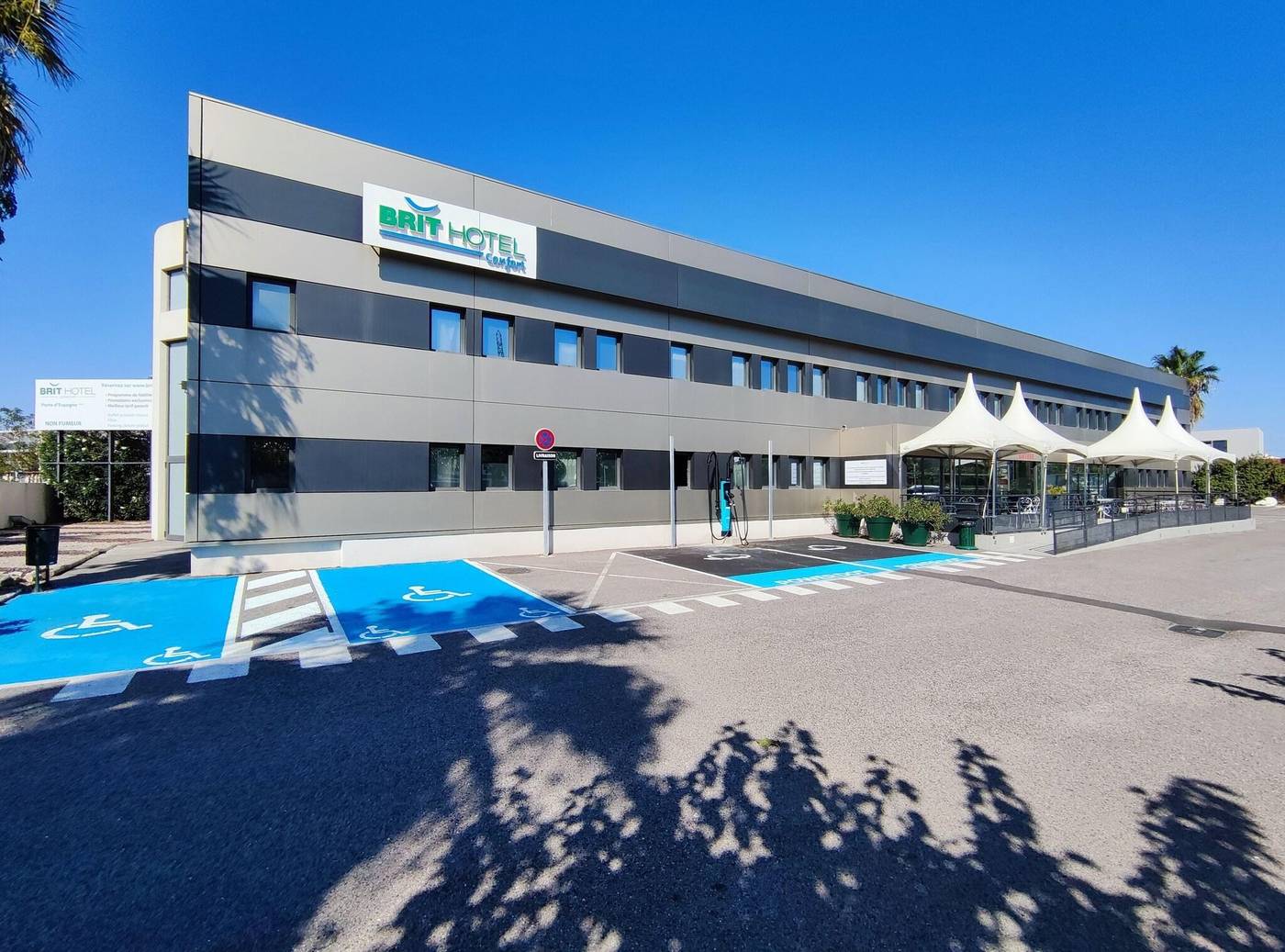 Brit Hotel Porte d'Espagne-France-PERPIGNAN-General view-8