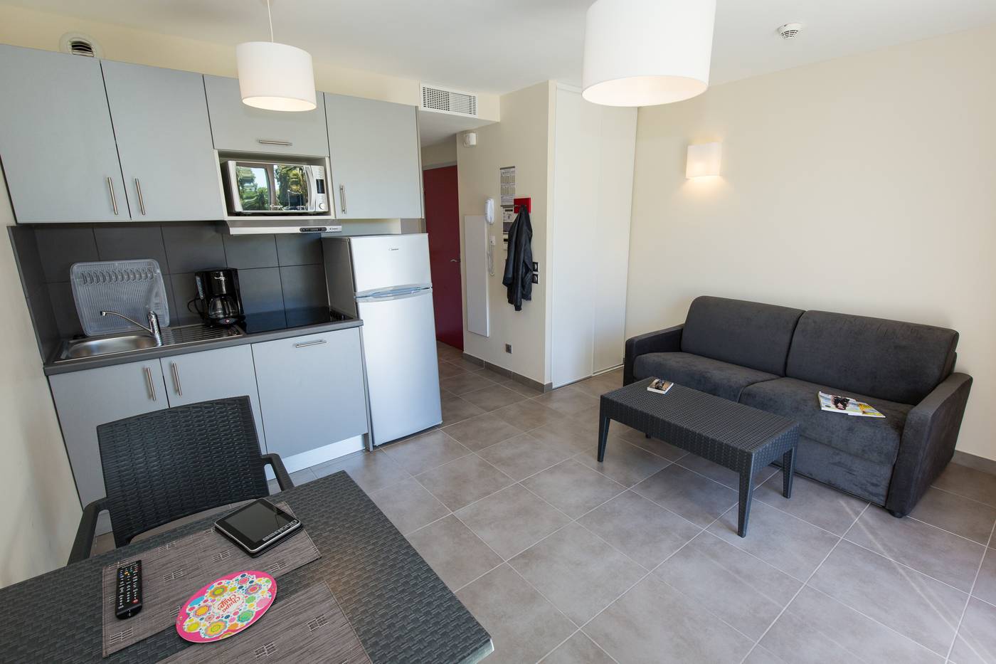 SOWELL-RESIDENCES-Les-Perles-de-Saint-Tropez-Room-13