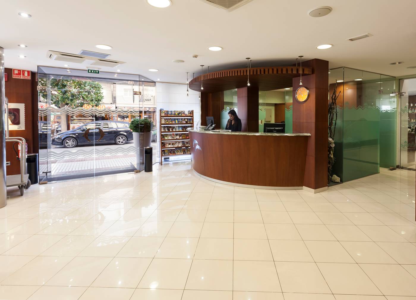 Hotel-Delfin-Lobby-57