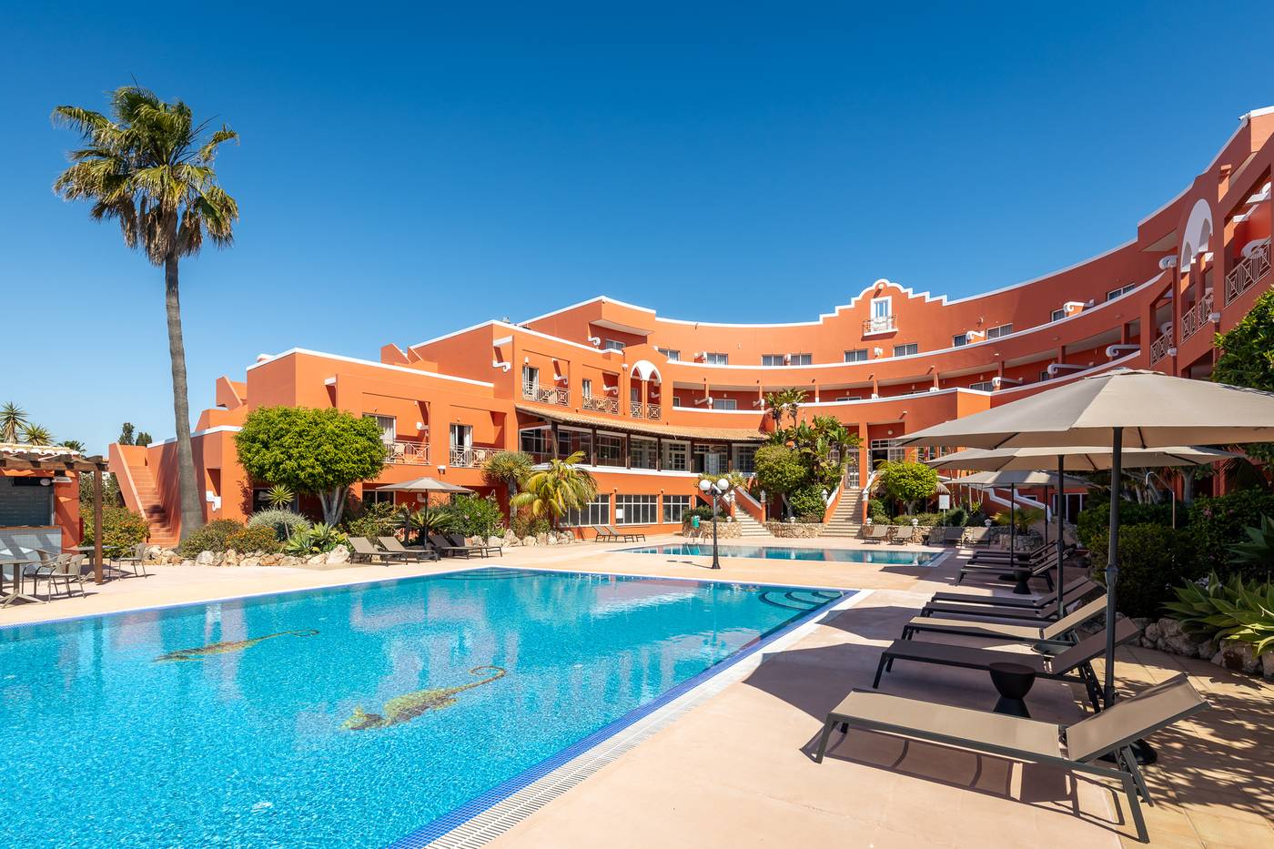 Belavista-Da-Luz-Pool-2