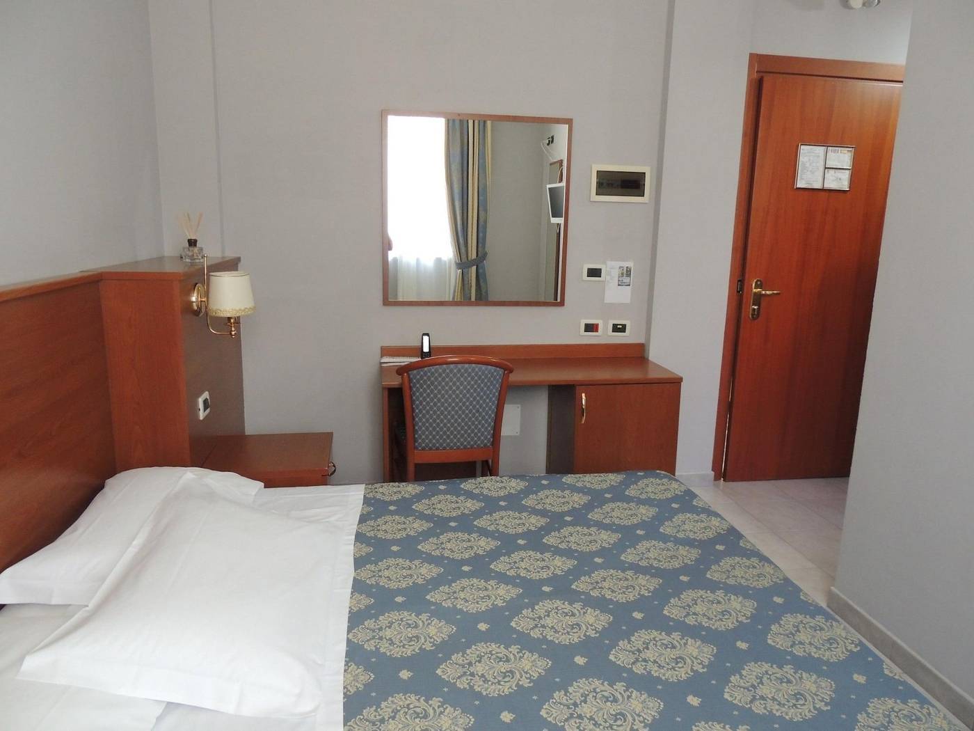 Hotel Rigolfo - Italy - MONCALIERI - Room - 3