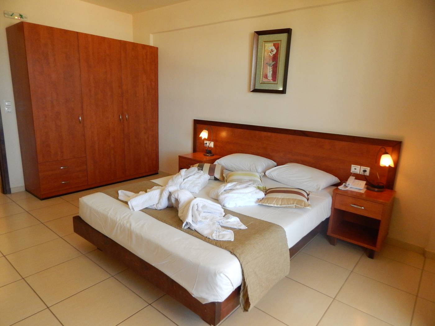 St--Constantin-Hotel-Room-37