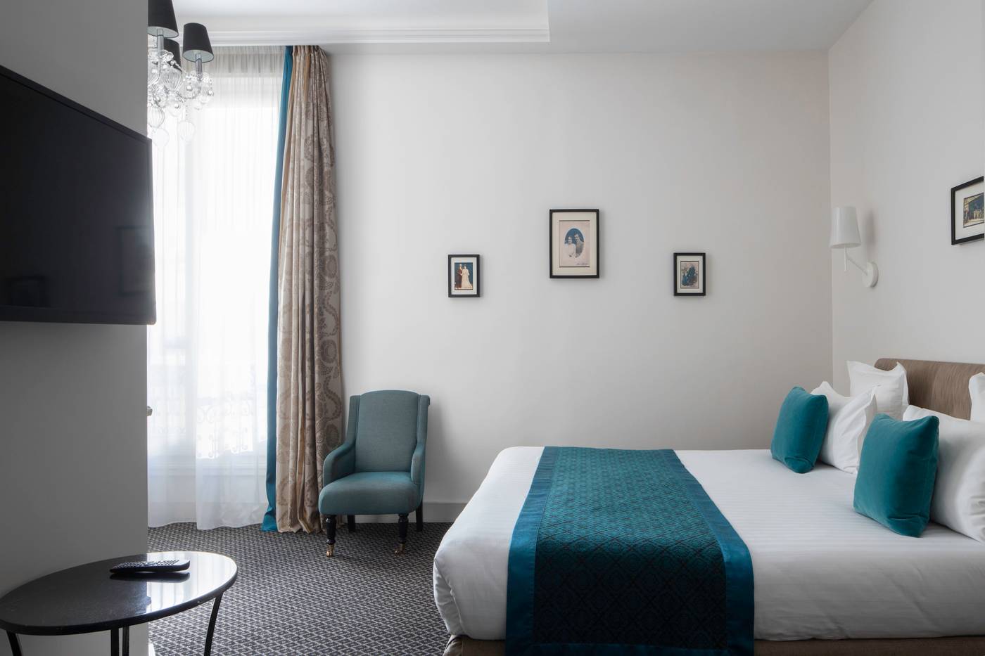 Bradford-Elysees-Astotel-Room-37