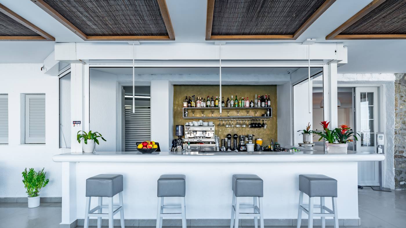 Manoulas-Beach-Bar-38